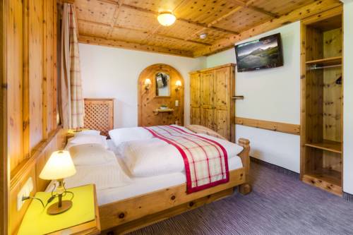 Imagen de la habitación del Hotel Barbarahof Saalbach. Foto 12