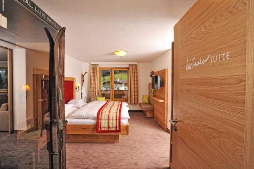 Imagen de la habitación del Hotel Barbarahof Saalbach. Foto 13