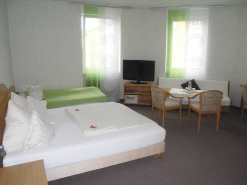 Imagen de la habitación del Hotel Barbarossa. Foto 13