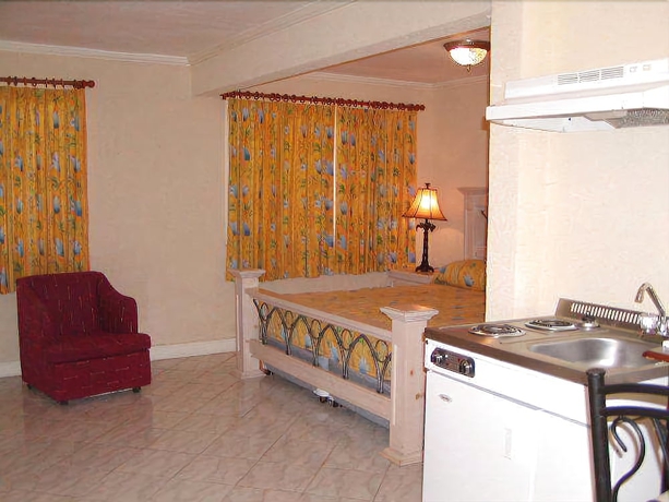 Imagen de la habitación del Hotel Bar-b-barn Beach. Foto 6