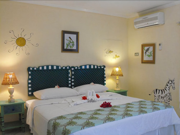 Imagen de la habitación del Hotel Bar-b-barn Beach. Foto 9
