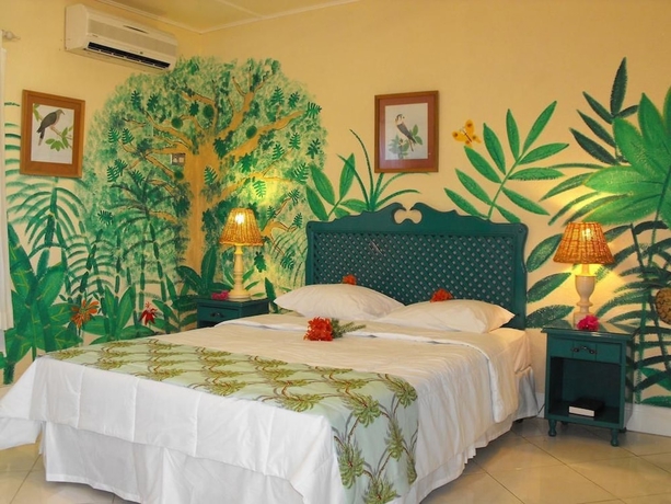 Imagen de la habitación del Hotel Bar-b-barn Beach. Foto 11