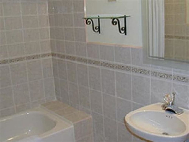 Imagen de la habitación del Hotel Bar-b-barn Beach. Foto 18