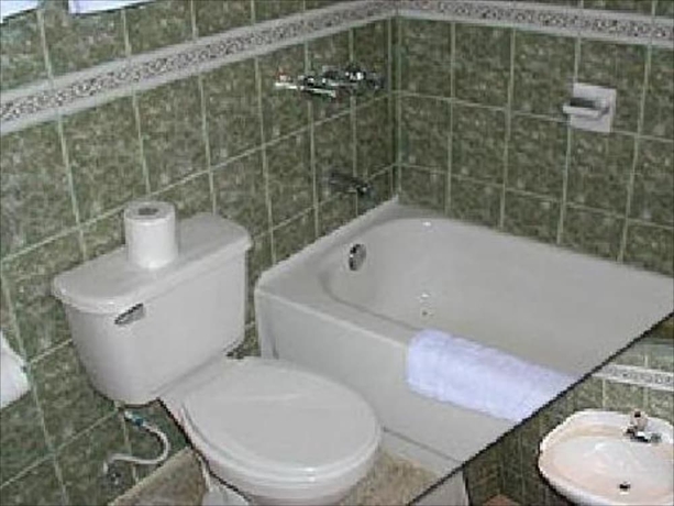 Imagen de la habitación del Hotel Bar-b-barn Beach. Foto 19