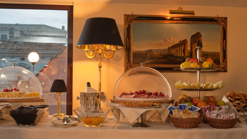 Imagen del bar/restaurante del Hotel Barberini. Foto 3