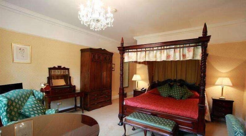 Imagen de la habitación del Hotel Barberstown Castle. Foto 12