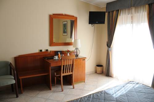 Imagen de la habitación del Hotel Barbieri, Altomonte. Foto 4