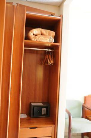 Imagen de la habitación del Hotel Barbieri, Altomonte. Foto 5