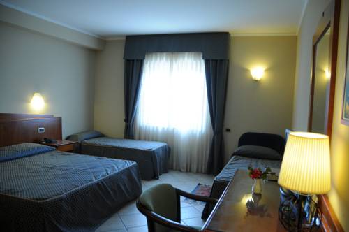 Imagen de la habitación del Hotel Barbieri, Altomonte. Foto 9