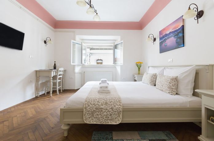 Imagen de la habitación del Hotel Barbo Palace. Foto 3