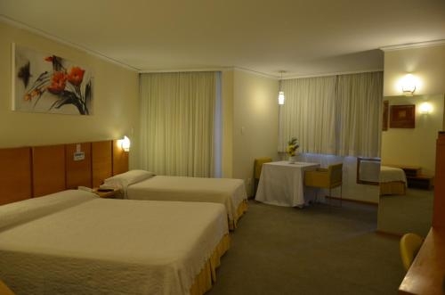 Imagen de la habitación del Hotel Barbur Plaza. Foto 8