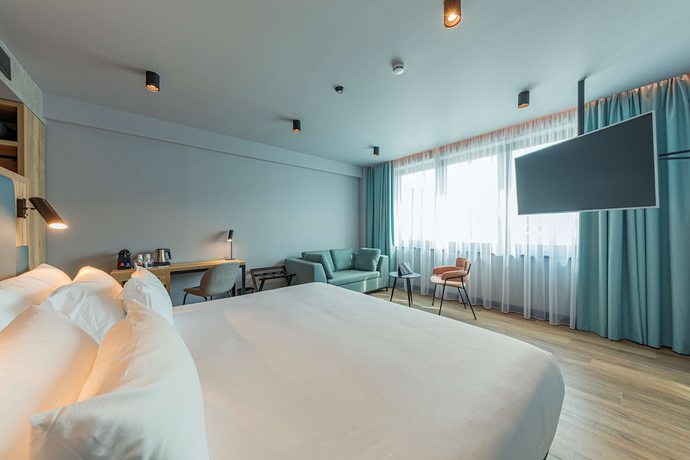 Imagen de la habitación del Hotel Barcelo Budapest. Foto 14