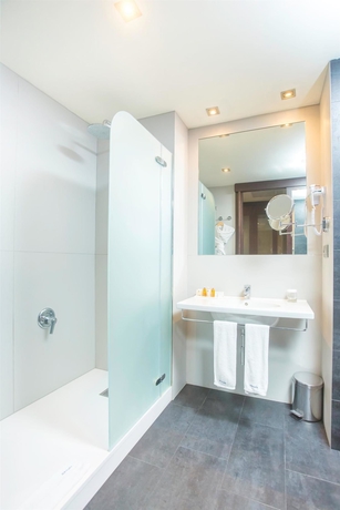 Imagen de la habitación del Hotel Barcelo Casablanca. Foto 8