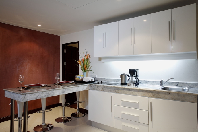 Imagen de la habitación del Hotel Barcelo Coconut Island Phuket. Foto 2