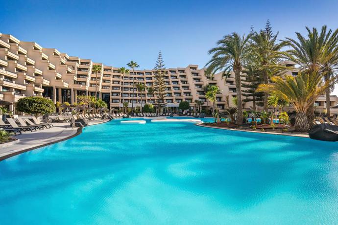 Imagen general del Hotel Barcelo Lanzarote Active Resort. Foto 3