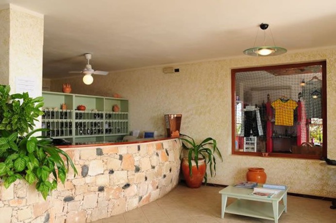 Imagen de los interiores del Hotel Barcelo Marine Boa Vista - Adults Only. Foto 20