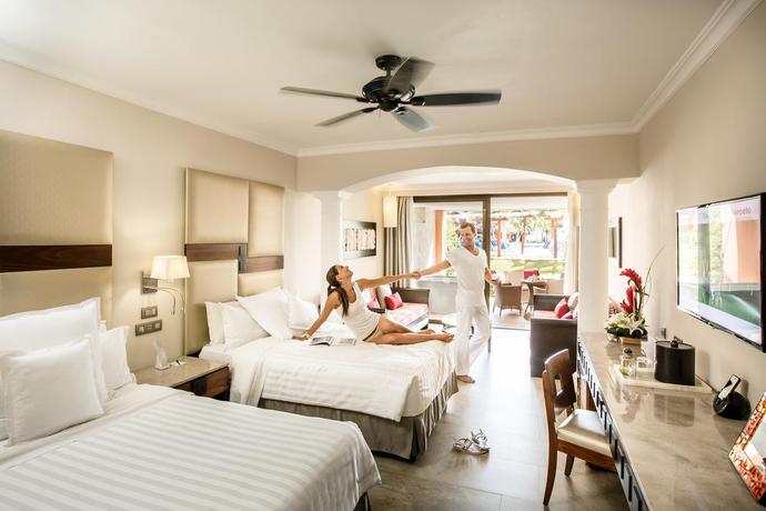 Imagen general del Hotel Barcelo Maya Beach & Maya Caribe. Foto 5