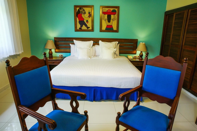 Imagen de la habitación del Hotel Barcelo Montelimar. Foto 7