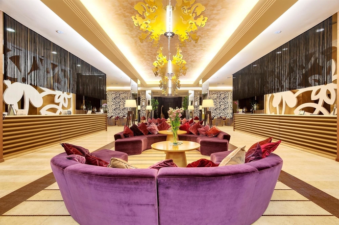 Imagen de los interiores del Hotel Barcelo Royal Beach. Foto 12