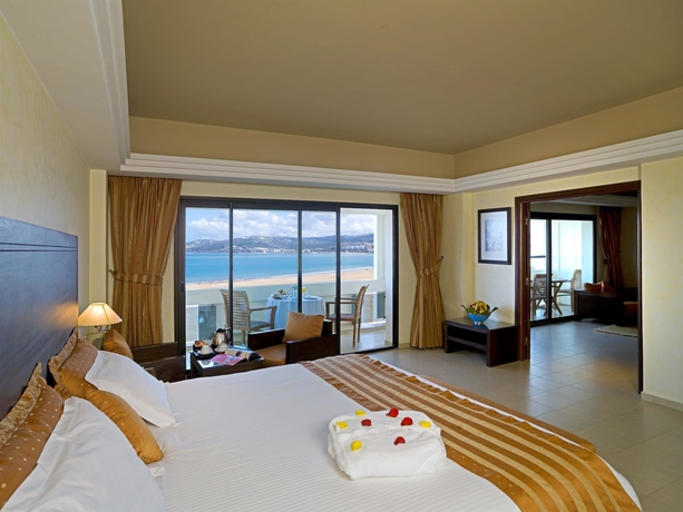 Imagen de la habitación del Hotel Barcelo Tanger. Foto 9