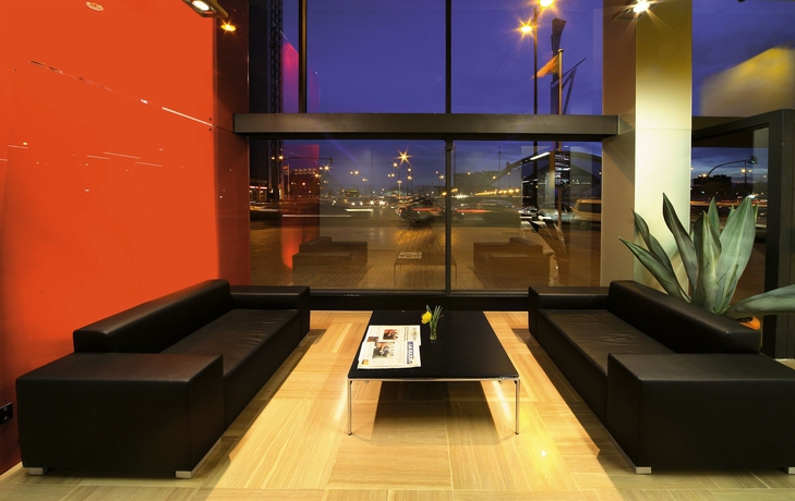 Imagen de los interiores del Hotel Barcelo Valencia. Foto 10