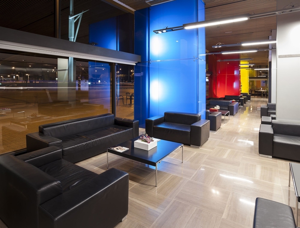 Imagen de los interiores del Hotel Barcelo Valencia. Foto 11