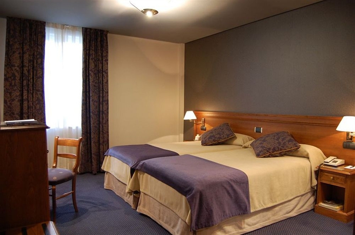 Imagen de la habitación del Hotel Barcelo Valladolid. Foto 6