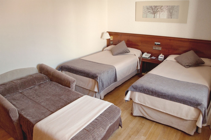 Imagen de la habitación del Hotel Barcelo Valladolid. Foto 8