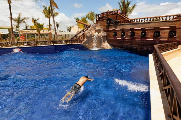 Imagen general del Hotel Barceló Bávaro Palace - All Inclusive. Foto 7