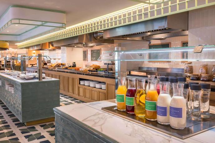Imagen del bar/restaurante del Hotel Barcel&oacute; Benidorm Beach - Adults Recommended. Foto 7