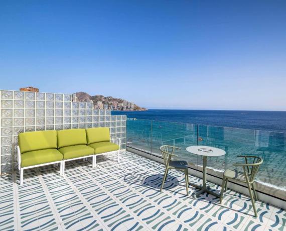 Imagen de los exteriores del Hotel Barcel&oacute; Benidorm Beach - Adults Recommended. Foto 14