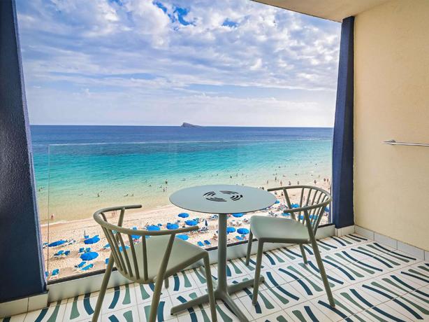 Imagen de los exteriores del Hotel Barcel&oacute; Benidorm Beach - Adults Recommended. Foto 15