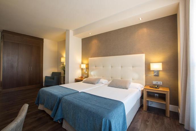 Imagen de la habitación del Hotel Barceló Carmen Granada. Foto 5