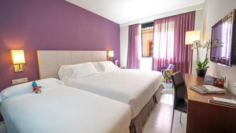 Imagen de la habitación del Hotel Barceló Carmen Granada. Foto 6