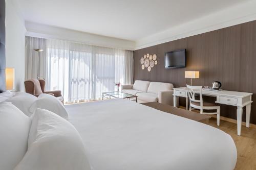 Imagen de la habitación del Hotel Barceló Corralejo Bay - Adults Only. Foto 7