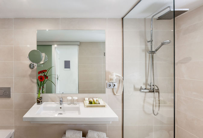 Imagen de la habitación del Hotel Barceló Corralejo Sands. Foto 5