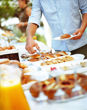 Imagen del bar/restaurante del Hotel Barceló Corralejo Sands. Foto 2