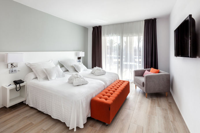 Imagen de la habitación del Hotel Barceló Corralejo Sands. Foto 7