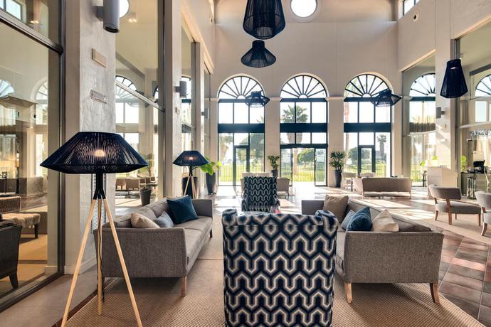 Imagen de los interiores del Hotel Barceló Costa Ballena Golf and Spa. Foto 13