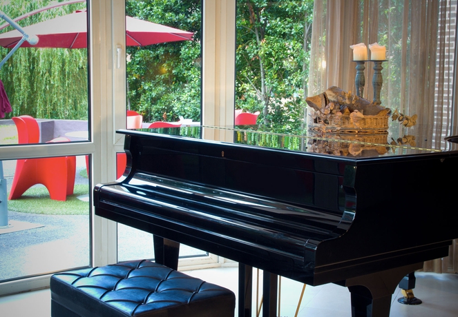 Imagen de los interiores del Hotel Barceló Costa Vasca. Foto 8