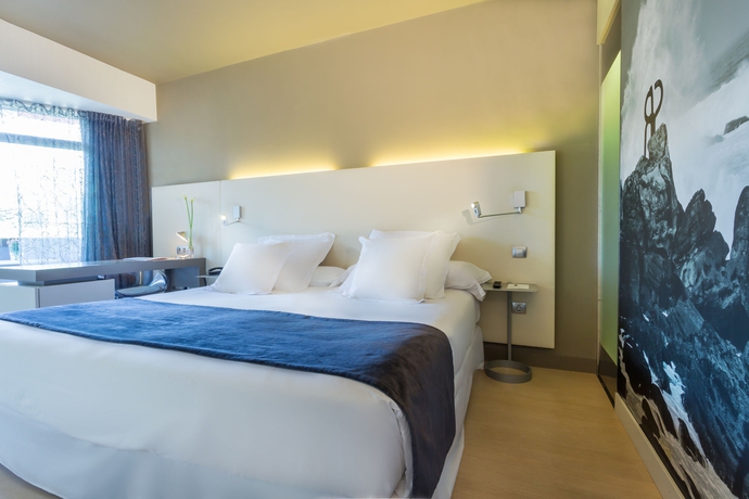 Imagen de la habitación del Hotel Barceló Costa Vasca. Foto 3