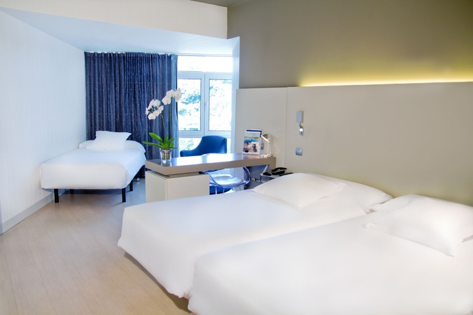 Imagen de la habitación del Hotel Barceló Costa Vasca. Foto 7