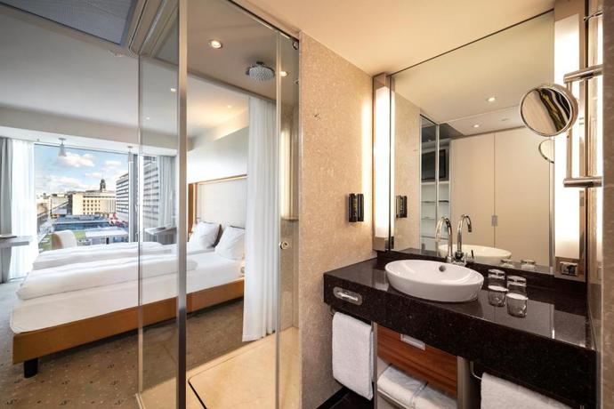 Imagen de la habitación del Hotel Barcel&oacute; Dresden Newa. Foto 8