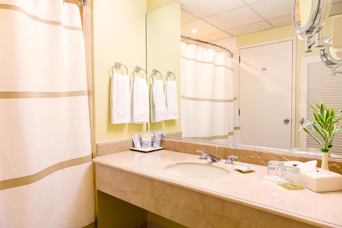 Imagen de la habitación del Hotel Barceló Guatemala City. Foto 7