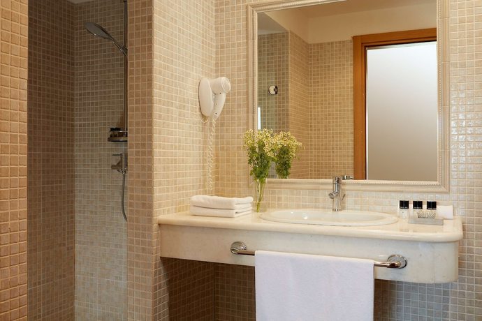 Imagen de la habitación del Hotel Barcel&oacute; Hydra Beach Resort. Foto 3