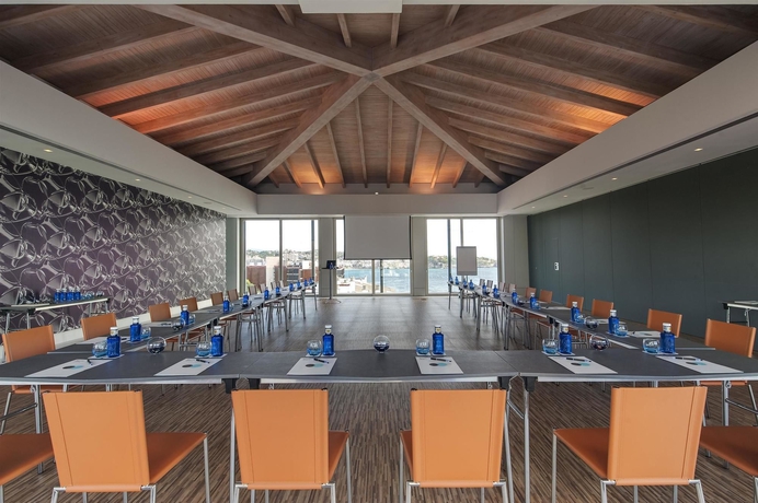 Imagen de los interiores del Hotel Barceló Illetas Albatros - Adults Only. Foto 11