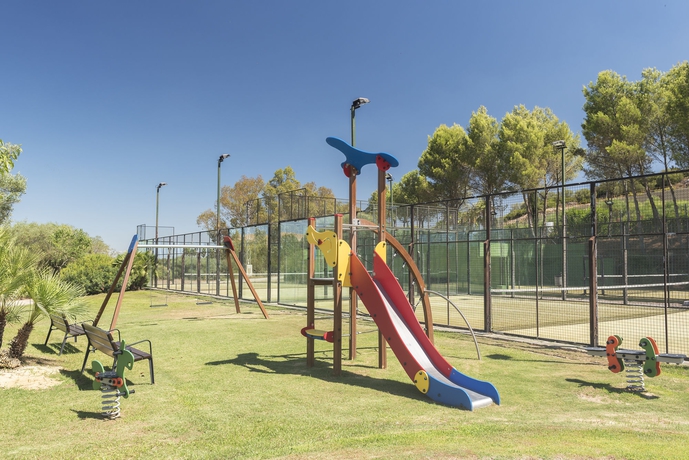 Imagen de los exteriores del Hotel Barceló Jerez Montecastillo and Convention Center. Foto 6