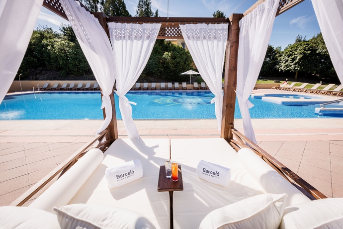 Imagen de los interiores del Hotel Barceló Jerez Montecastillo and Convention Center. Foto 10