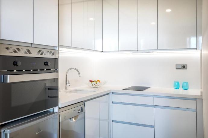 Imagen de la habitación del Hotel Barceló La Nucía Hills. Foto 8