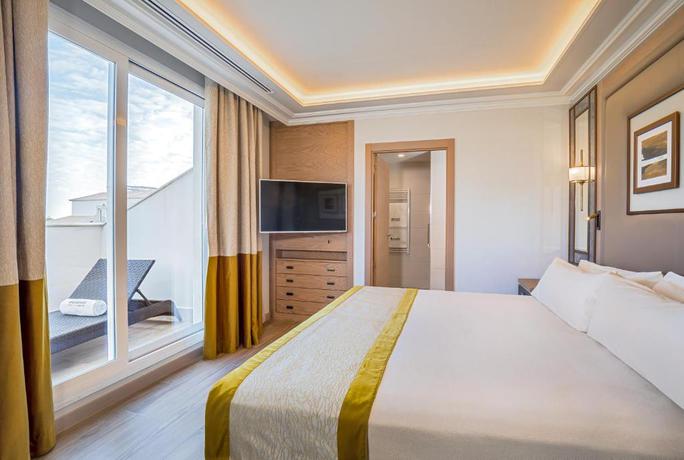 Imagen de la habitación del Hotel Barceló La Nucía Hills. Foto 10